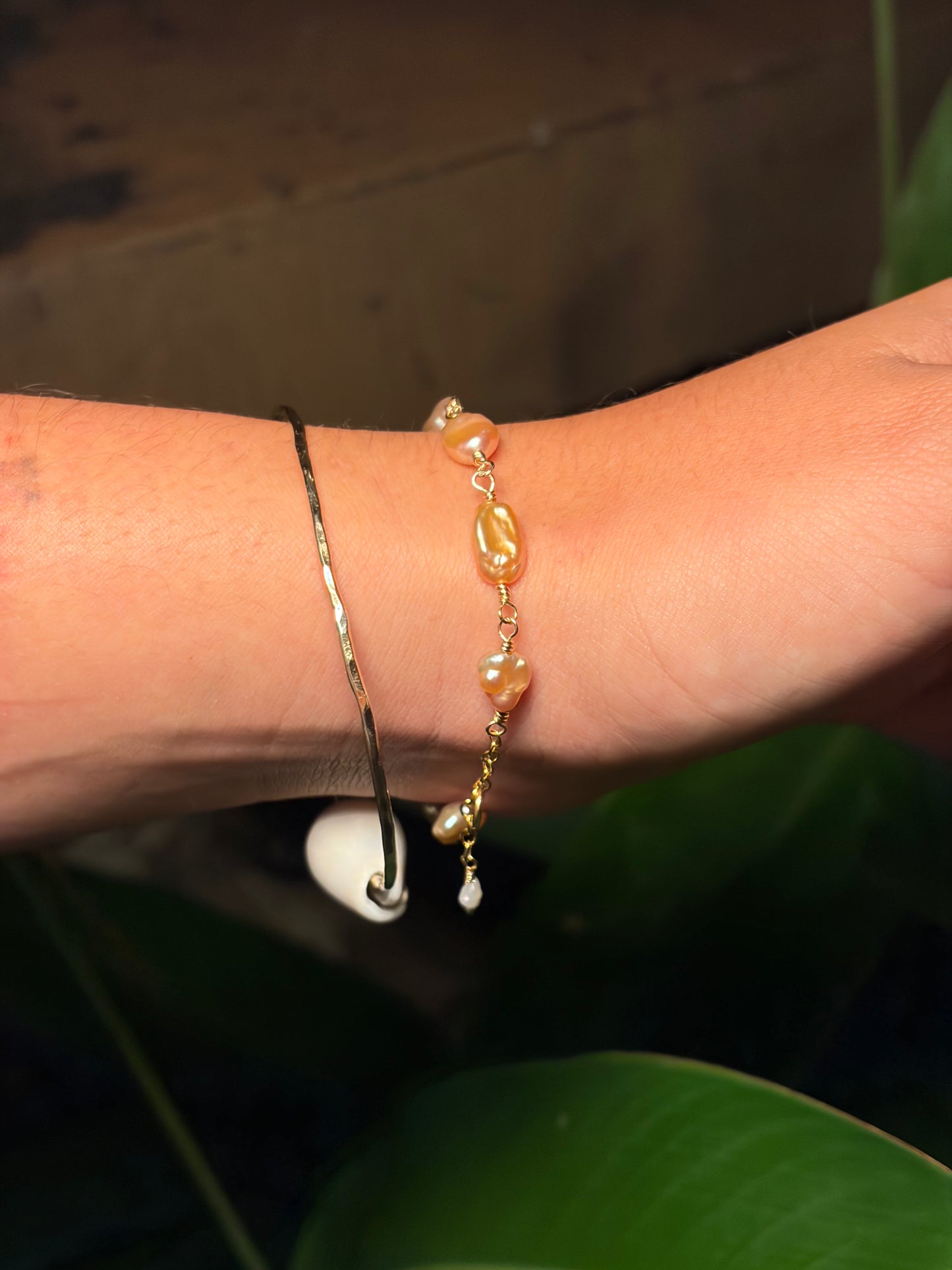 Lei Momi Bracelet